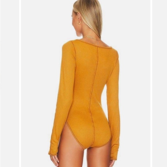 Free people Sloan body suit! Size small! Perfect condition - Picture 4 of 4